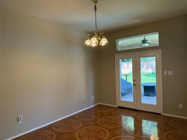 405 Love Bird Lane, Murphy, TX 75094