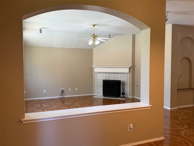 405 Love Bird Lane, Murphy, TX 75094