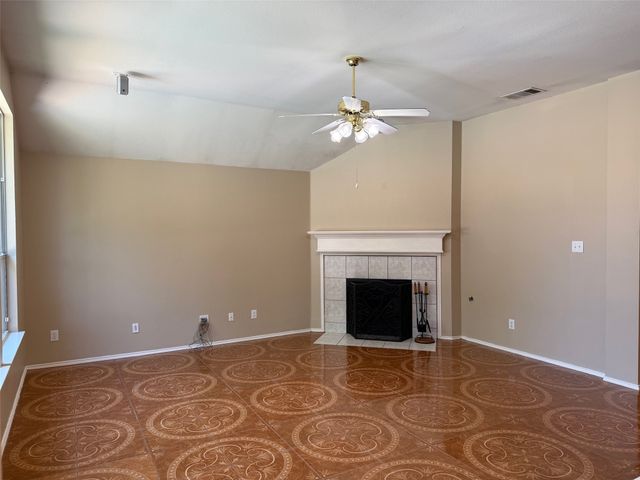 405 Love Bird Lane, Murphy, TX 75094