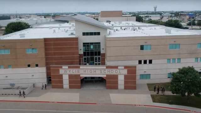 405 Love Bird Lane, Murphy, TX 75094