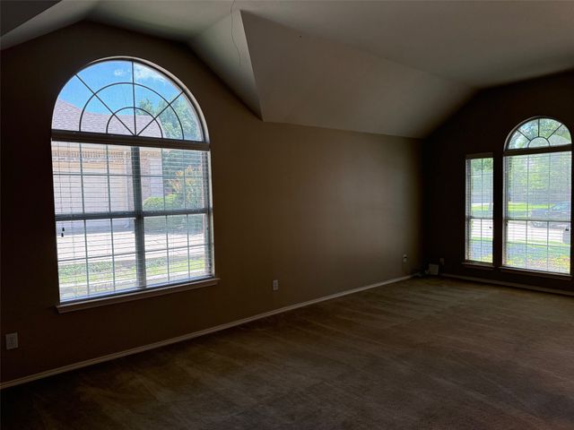 405 Love Bird Lane, Murphy, TX 75094