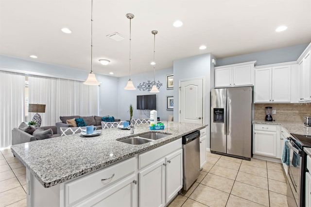 2015 MAJORCA DRIVE, Kissimmee, FL 34747