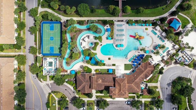 2015 MAJORCA DRIVE, Kissimmee, FL 34747