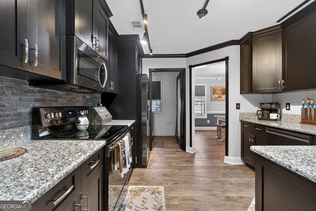 255 Needleleaf Drive, Barnesville, GA 30204