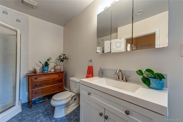 234 Grand Avenue, Lindenhurst, NY 11757