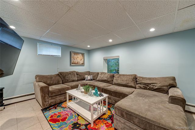234 Grand Avenue, Lindenhurst, NY 11757