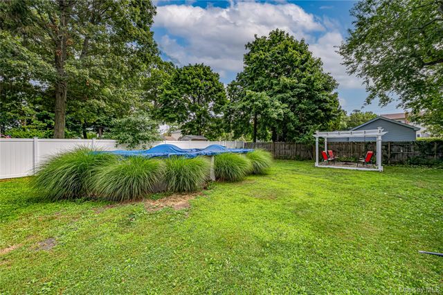 234 Grand Avenue, Lindenhurst, NY 11757