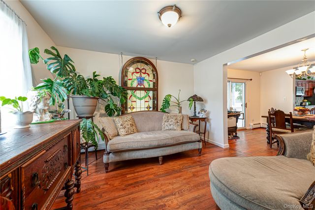234 Grand Avenue, Lindenhurst, NY 11757