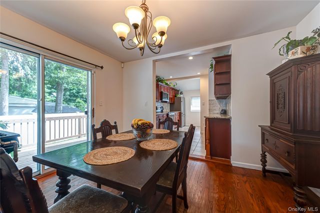 234 Grand Avenue, Lindenhurst, NY 11757