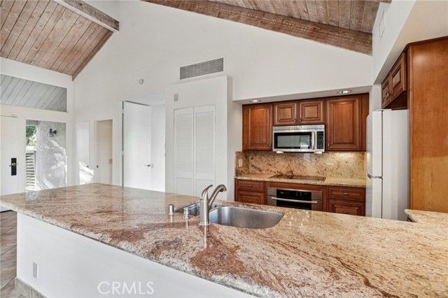 380 Wimbledon Drive, Rancho Mirage, CA 92270