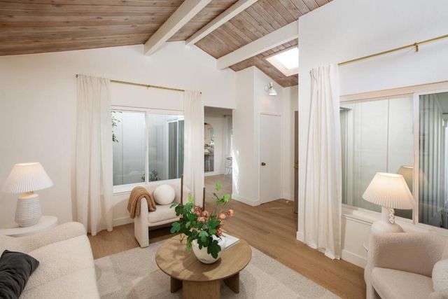 1006 E Evelyn Avenue, Sunnyvale, CA 94086