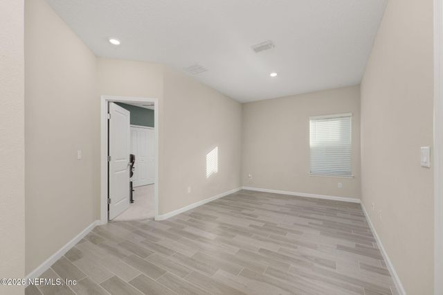7937 GARLIC CLOVE Lane, Jacksonville, FL 32219
