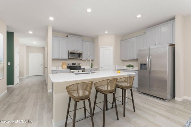 7937 GARLIC CLOVE Lane, Jacksonville, FL 32219