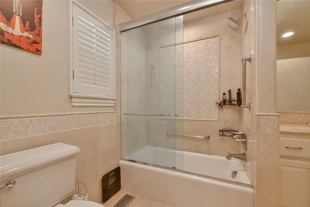 2632 NW 58th Street, Oklahoma City, OK 73112