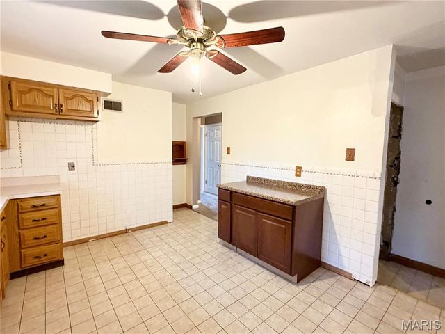 3740 Park Crest Drive, St Louis, MO 63125