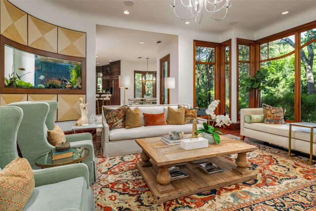 2702 Mark Twain Court, Arlington, TX 76006