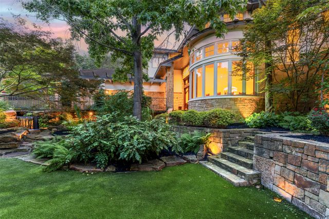 2702 Mark Twain Court, Arlington, TX 76006