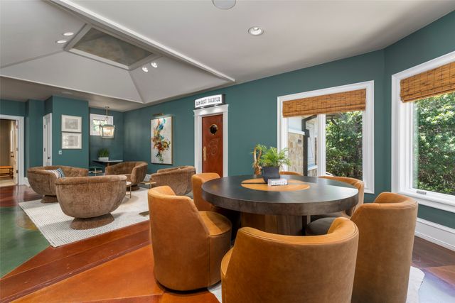2702 Mark Twain Court, Arlington, TX 76006