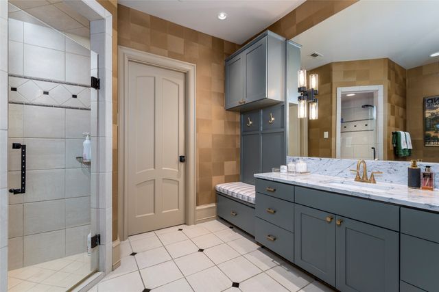 2702 Mark Twain Court, Arlington, TX 76006