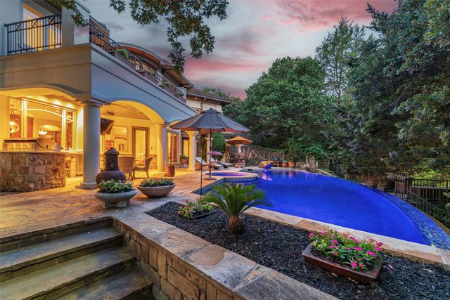 2702 Mark Twain Court, Arlington, TX 76006