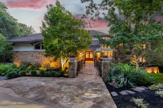 2702 Mark Twain Court, Arlington, TX 76006