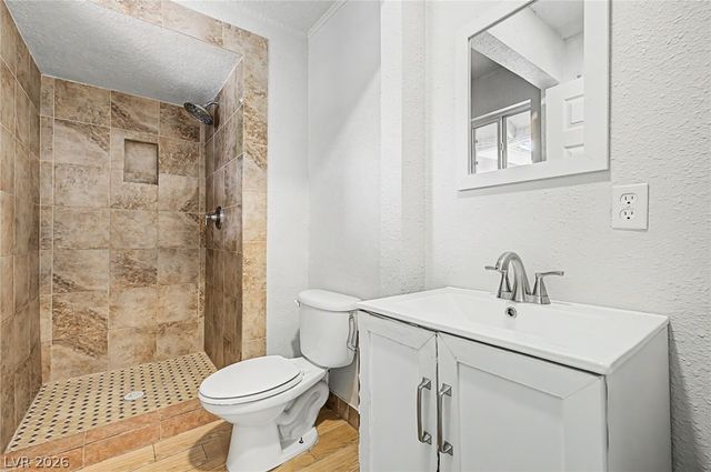4000 Fortune Avenue, Las Vegas, NV 89107
