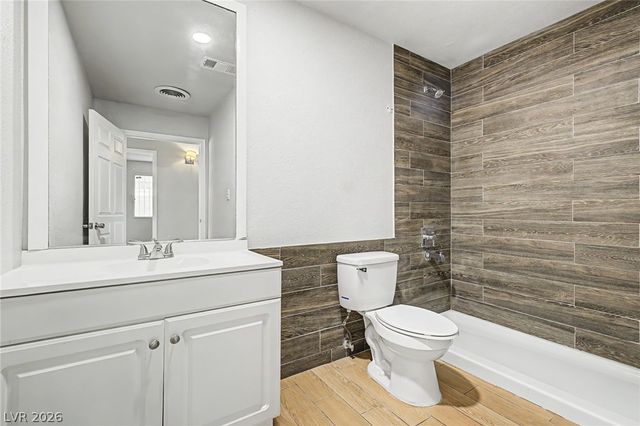 4000 Fortune Avenue, Las Vegas, NV 89107