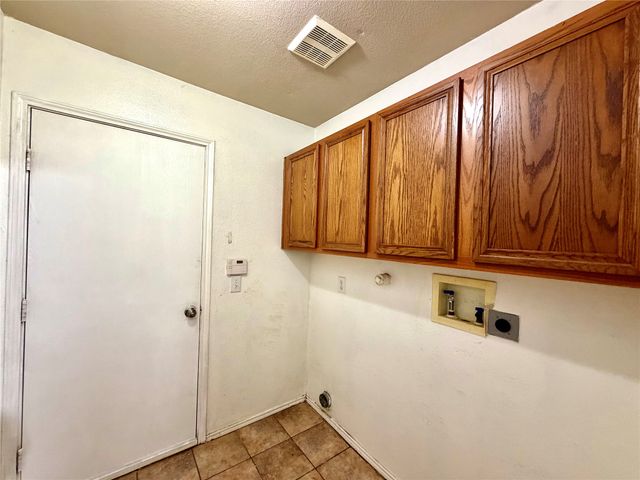 218 Canyon Lake Drive, Wylie, TX 75098