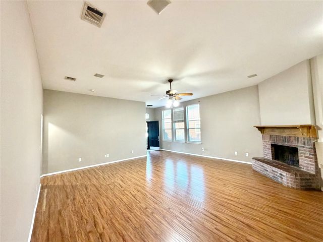 218 Canyon Lake Drive, Wylie, TX 75098