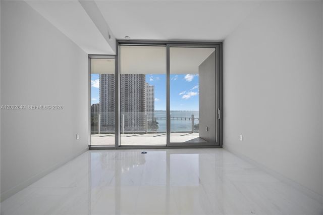 300 Biscayne Blvd Way 1102, Miami, FL 33131