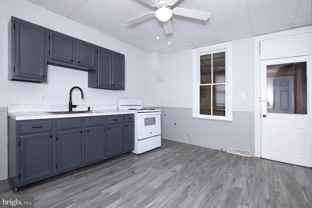 143 MIFFLIN ST, Lebanon, PA 17046