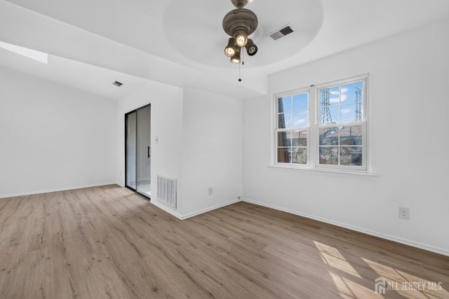 204 C Sierra Court 2043, Woodbridge Proper, NJ 07095