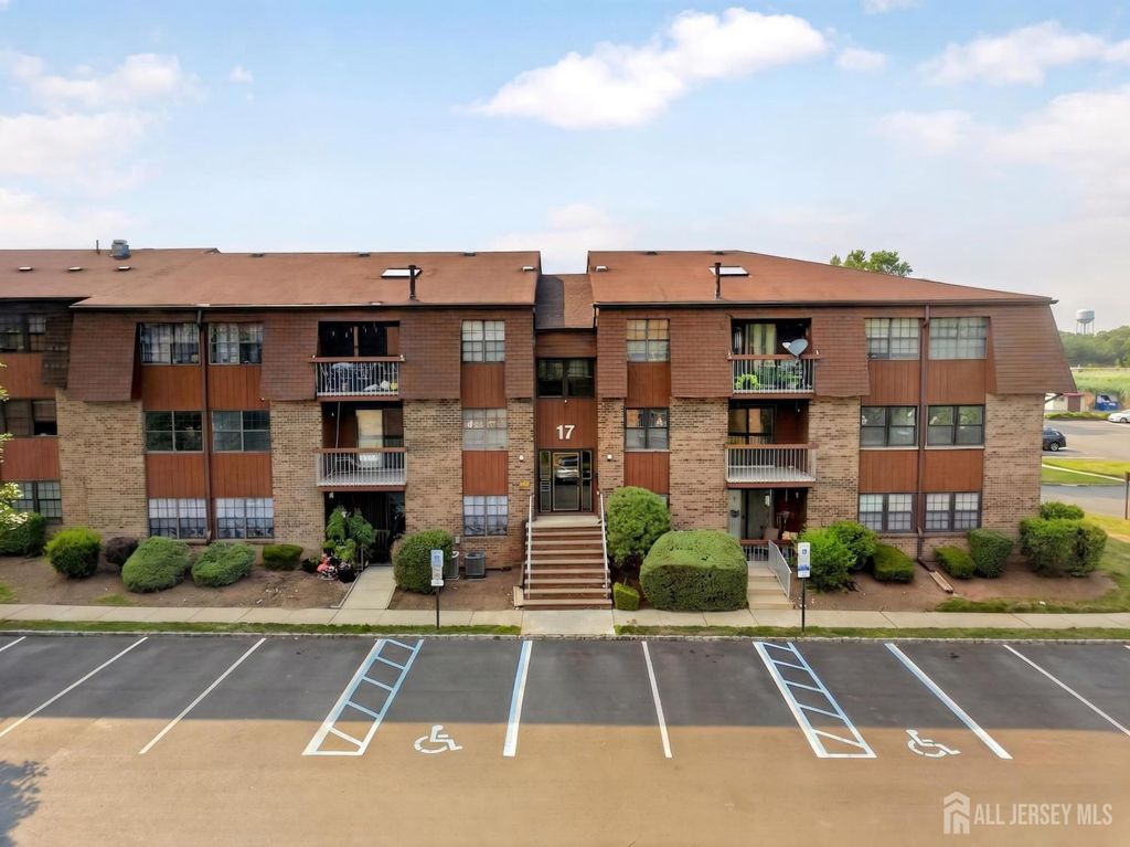 204 C Sierra Court 2043, Woodbridge Proper, NJ 07095