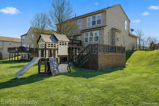 7858 Turrillium Lane, Waterford Charter Township, MI 48327