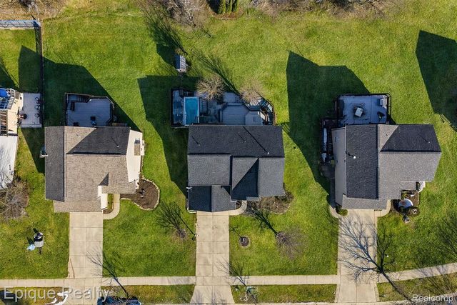 7858 Turrillium Lane, Waterford Charter Township, MI 48327