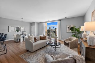 1920 N Farwell AVENUE #403, Milwaukee, WI 53202