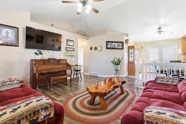 455 S ROCK CREEK DR, Gunnison, UT 84634