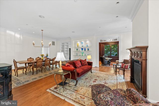 1701 S ARLINGTON RIDGE RD, Arlington, VA 22202