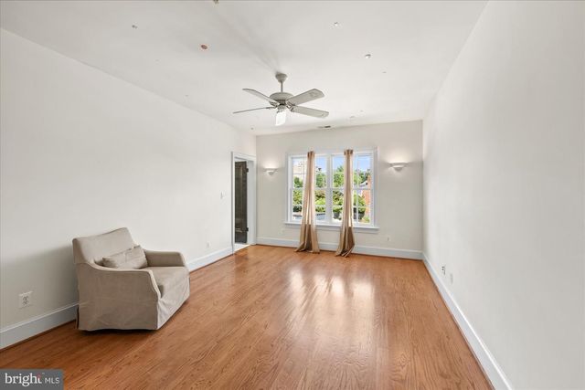 1701 S ARLINGTON RIDGE RD, Arlington, VA 22202