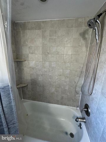 226 W SYLVAN AVE, Morton, PA 19070