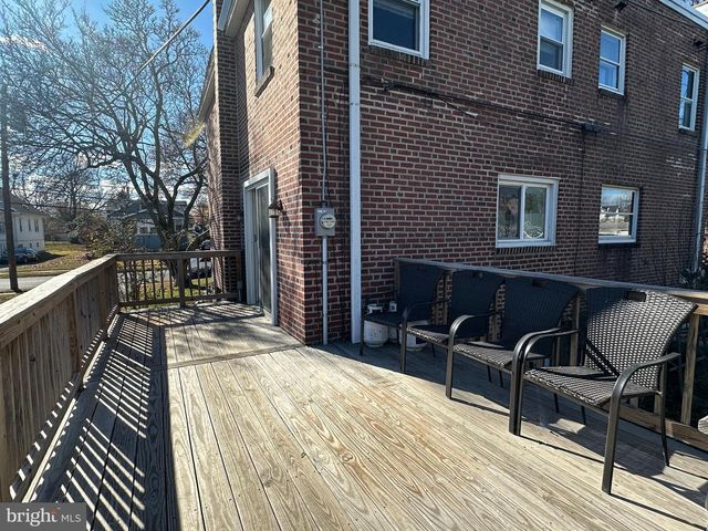 226 W SYLVAN AVE, Morton, PA 19070