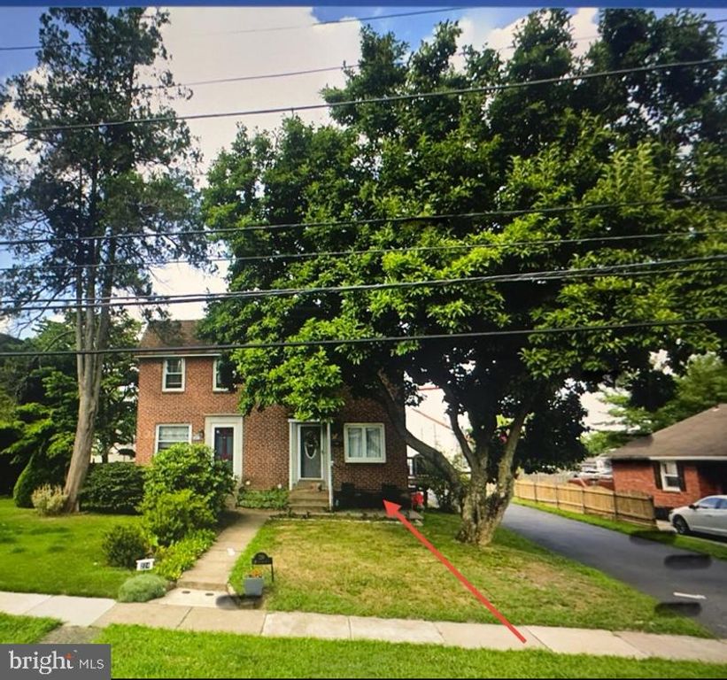 226 W SYLVAN AVE, Morton, PA 19070