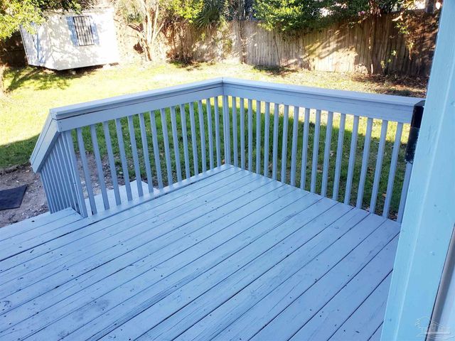 1215 N C St, Pensacola, FL 32501