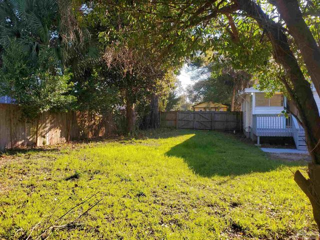 1215 N C St, Pensacola, FL 32501