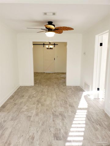1215 N C St, Pensacola, FL 32501
