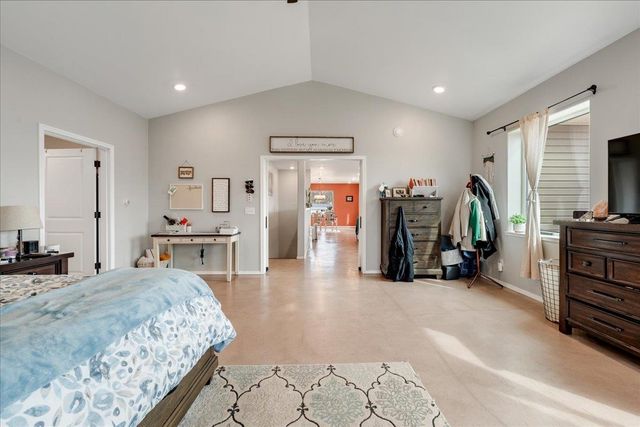 1068 N OLD STEESE HIGHWAY, Fairbanks, AK 99701