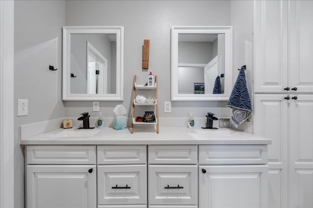 1068 N OLD STEESE HIGHWAY, Fairbanks, AK 99701