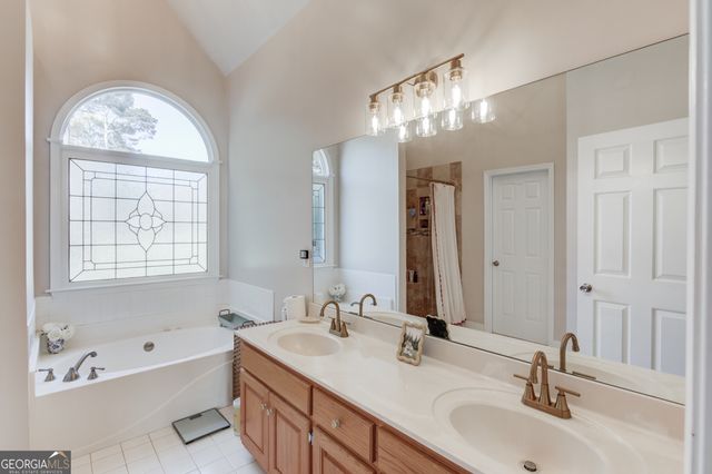 2009 Windsong Way, Monroe, GA 30656