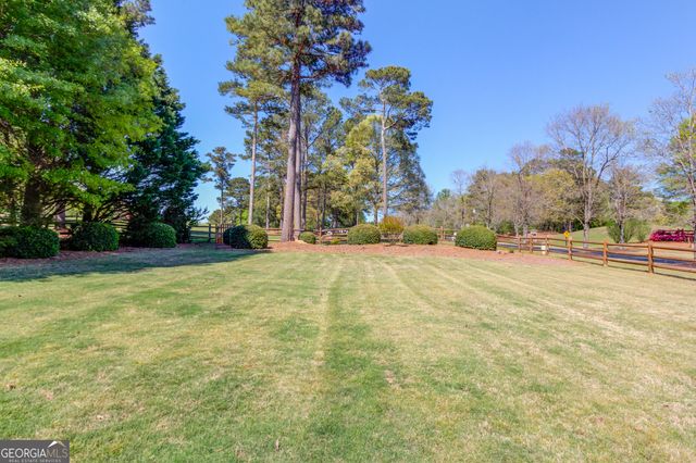 2009 Windsong Way, Monroe, GA 30656