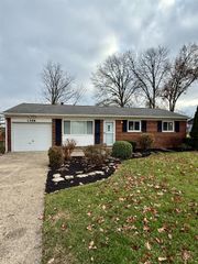 1568 Fawnvista Lane, Sharonville, OH 45246